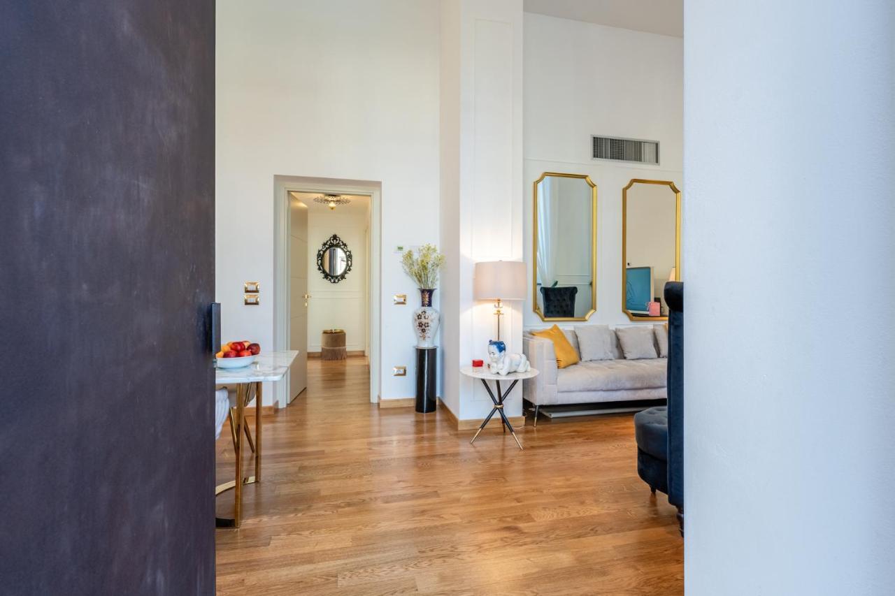 לוקה Maison Miro With Private Parking מראה חיצוני תמונה